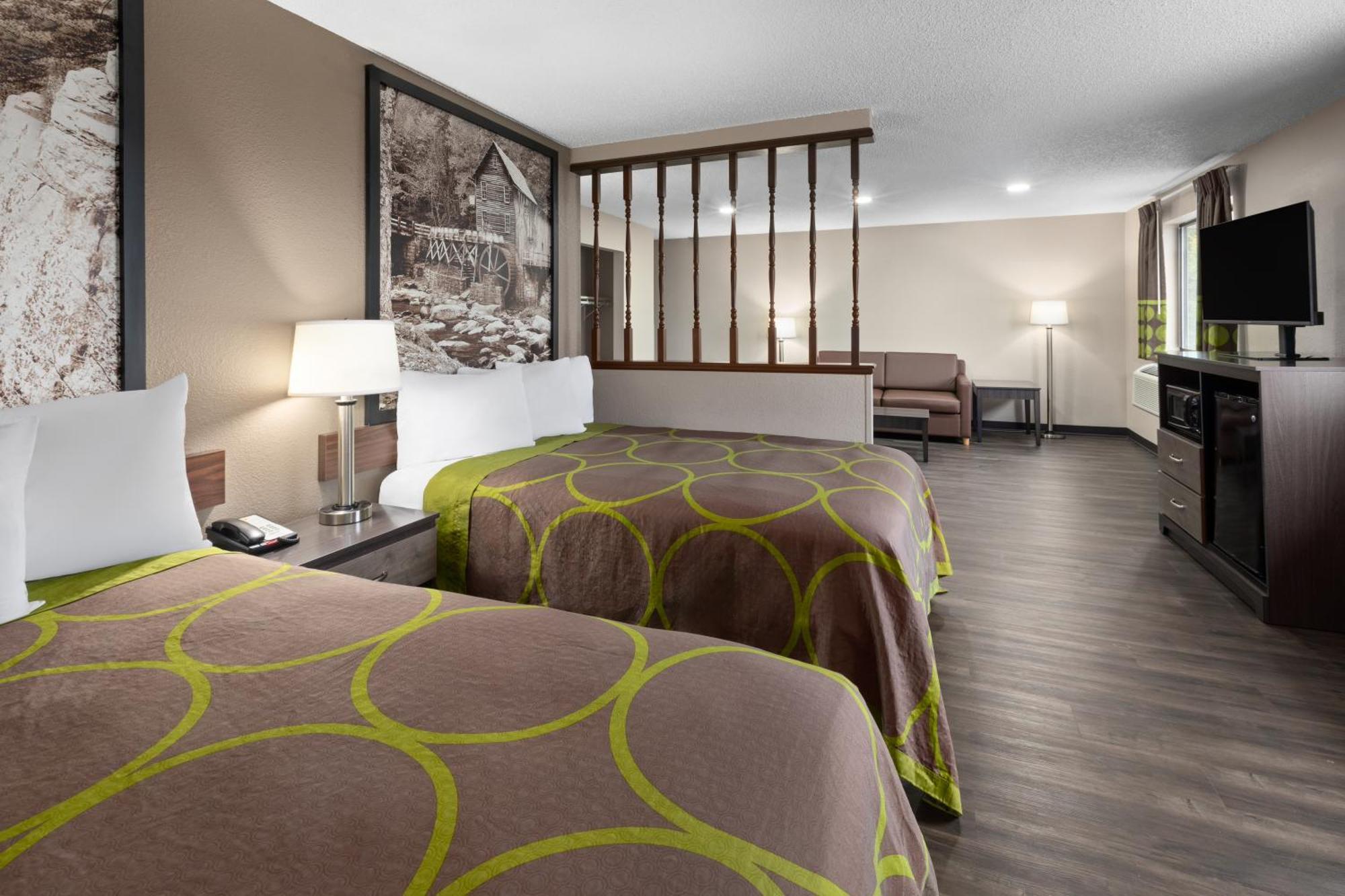 Super 8 By Wyndham - New River National Park Hotel